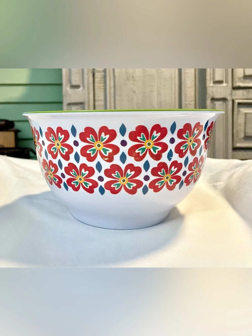 The Pioneer Woman Melamine Floral Pattern Mixing/Serving Bowl- MCM Kitchen Style